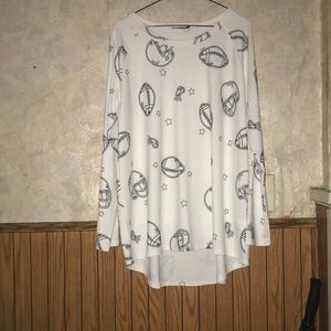 Blue & white izuria top